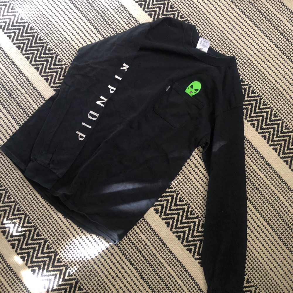 Long sleeve shirt